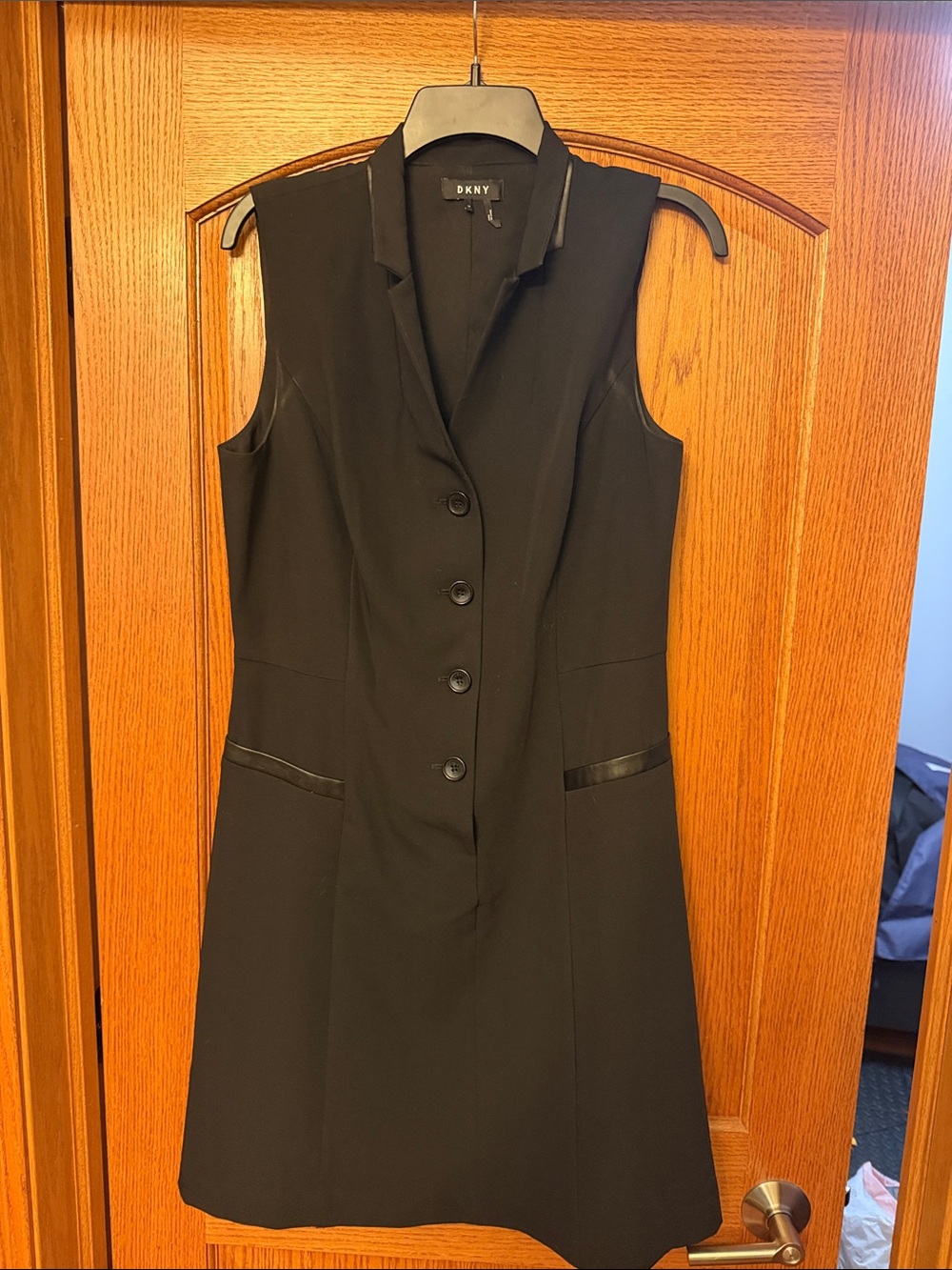 DKNY Black Sleeveless Button-Up Shift Dress